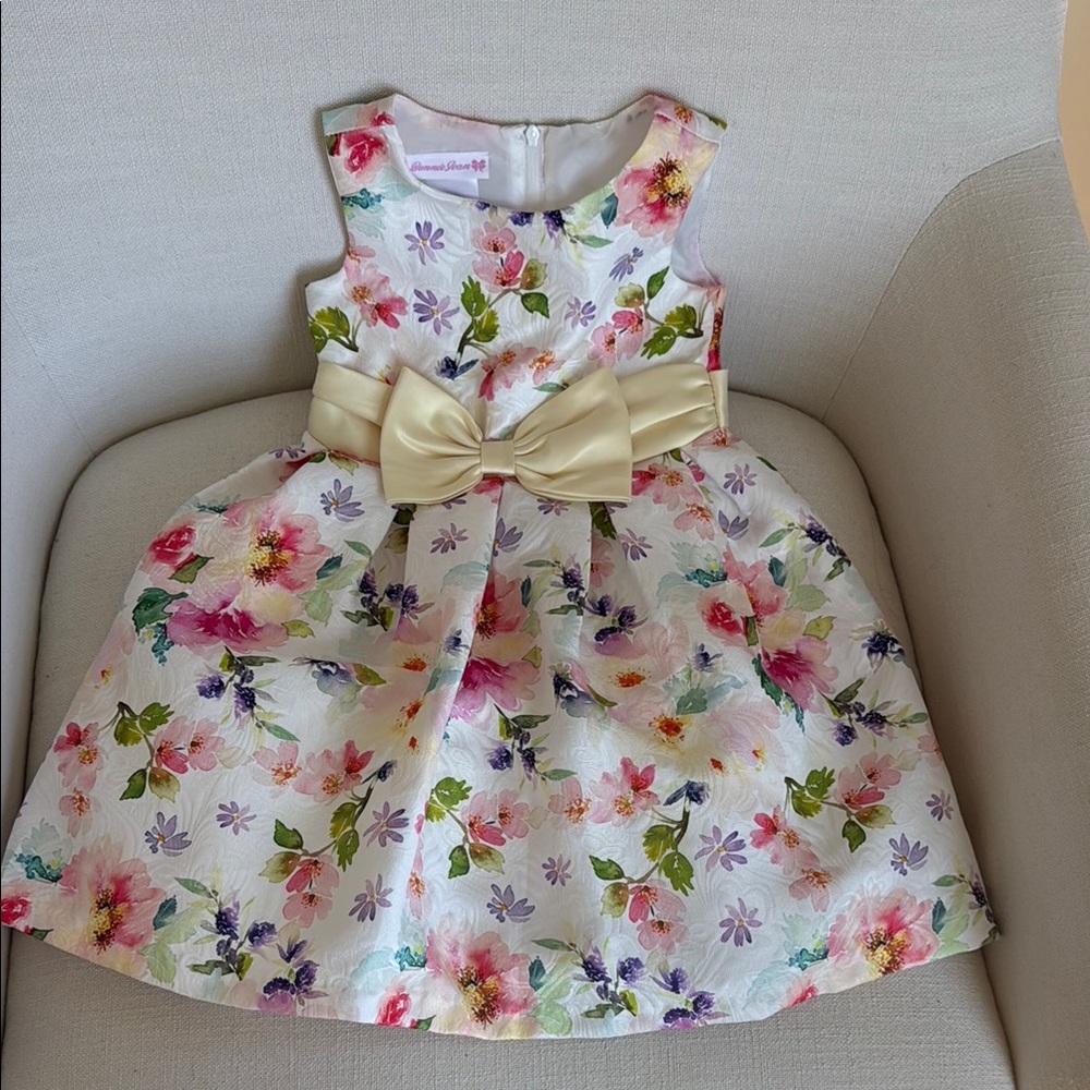 Floral Sleeveless Dress with Bow